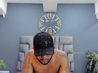 Jax Maxwell webcam model stream image