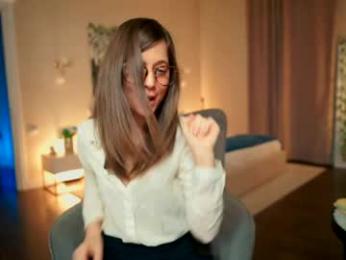 newchloe18 webcam model stream image