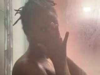 yoursecret1425 webcam model stream image