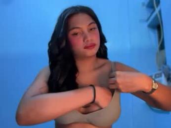 sweet_scarllet12 webcam model stream image