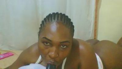 cute_lavenda webcam model stream image