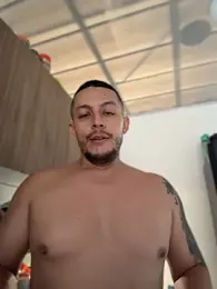 StylerAroon webcam model stream image