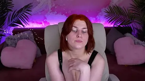 FoxyRayy webcam model stream image