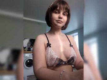 Kikki webcam model stream image