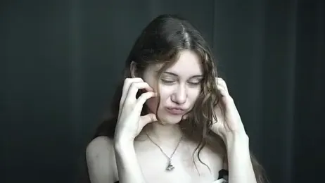 BellaTear webcam model stream image