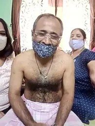 HoneyHush webcam model stream image