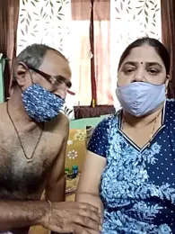 HoneyHush webcam model stream image