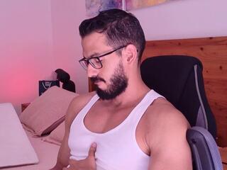 Dom Beard webcam model stream image