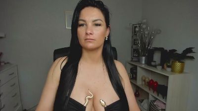IvyMidnight webcam model stream image
