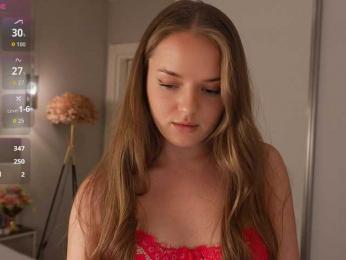 Lunaaaura webcam model stream image