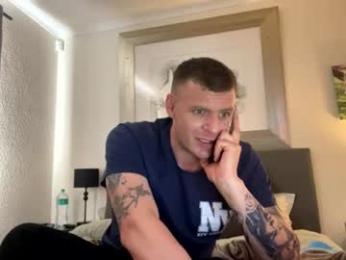 naughtycoupleweare webcam model stream image