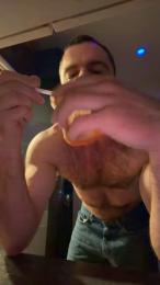 Bighairytopping webcam model stream image