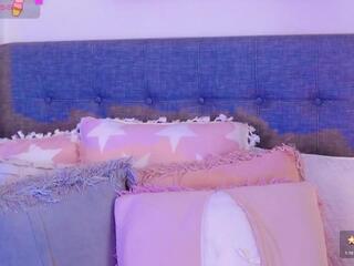 Antonella Lee webcam model stream image