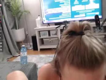 thetravellerss webcam chaturbate model stream image