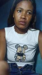 Lollymah webcam model stream image