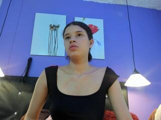 Kiara Velvet webcam model stream image