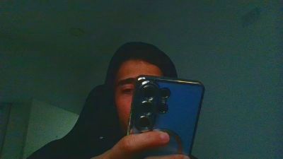 OscarX95 webcam cam4 model stream image