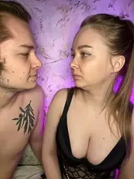 _Loveee_57 webcam model stream image