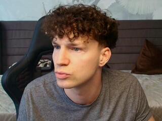 Ricky Brenner webcam model stream image