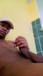 Yurilins23cm__ webcam cam4 model stream image