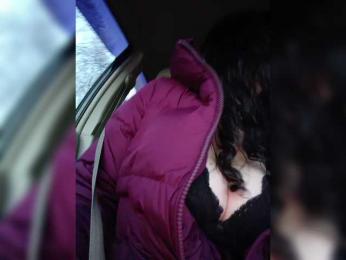 Annanas webcam model stream image