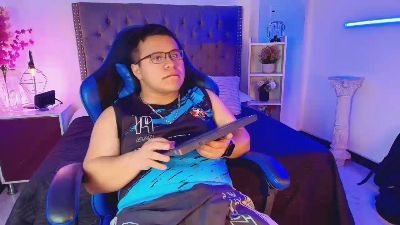 ThiiagoSaenz webcam model stream image