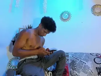 Yoel_hot2004 webcam model stream image