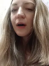 KattyLuuu webcam model stream image
