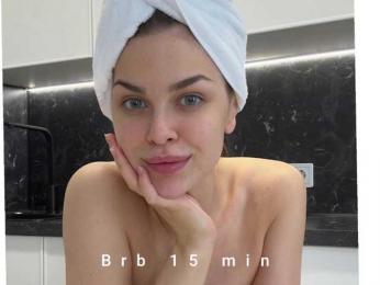 Sofa01 webcam model stream image