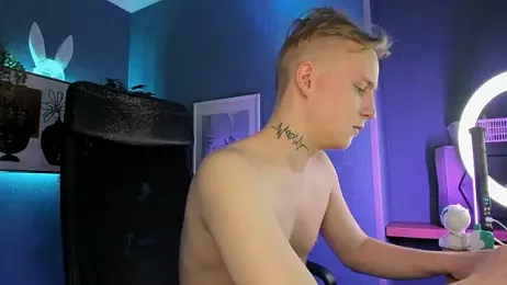 AlexxSweet webcam model stream image