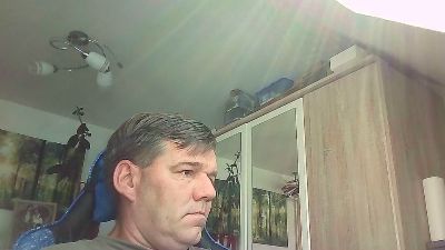 tute45 webcam model stream image