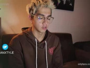 juancamroom webcam chaturbate model stream image