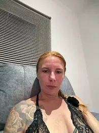 Redhairedteacher webcam model stream image