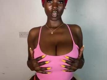 betty_fire_ webcam model stream image