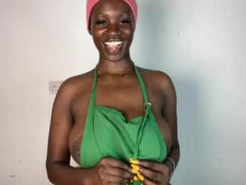 betty_fire_ webcam model stream image