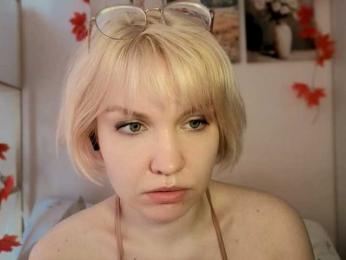 LadyAnny webcam model stream image