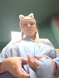 Bondgirl_013 webcam model stream image