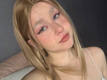 HoneyLumi webcam livejasmin model stream image