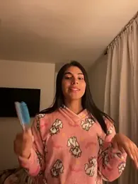 IsabelleFoxx_ webcam model stream image