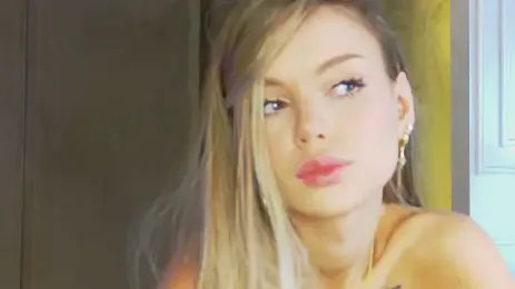 MarilynNova webcam stripchat model stream image