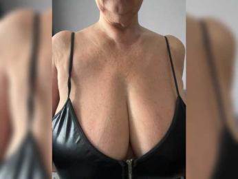 -Dolores- webcam bongacams model stream image