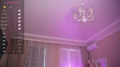 Bananalizzy webcam model stream image