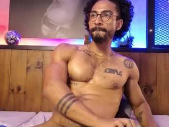 romeocolin_ webcam model stream image