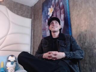 Karim Ferrer webcam model stream image