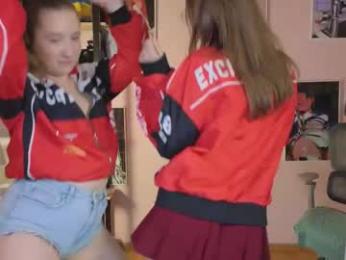 _lovelylove_ webcam model stream image