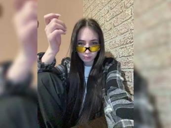 Hikikomori27 webcam model stream image