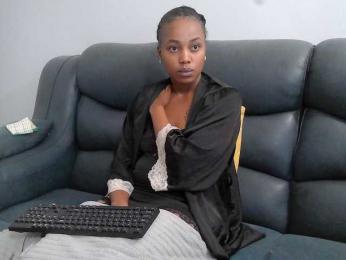 Kariski webcam bongacams model stream image