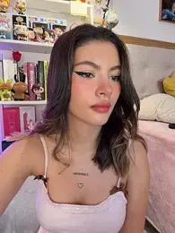 Your_Honeey webcam stripchat model stream image