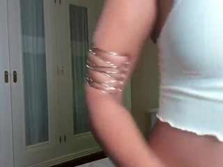 suzysuz webcam camsoda model stream image