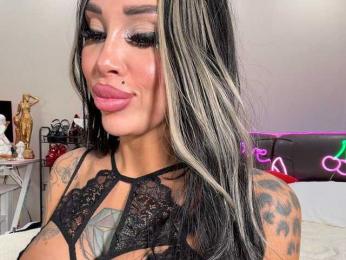 Cristalkate webcam bongacams model stream image